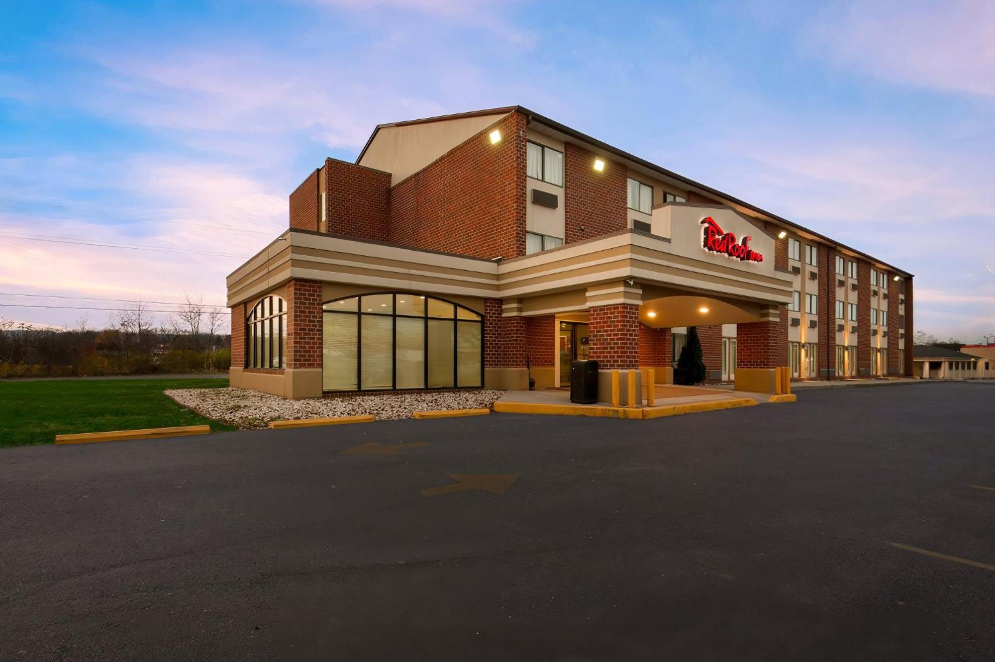 Red Roof Inn Martinsburg Exterior photo