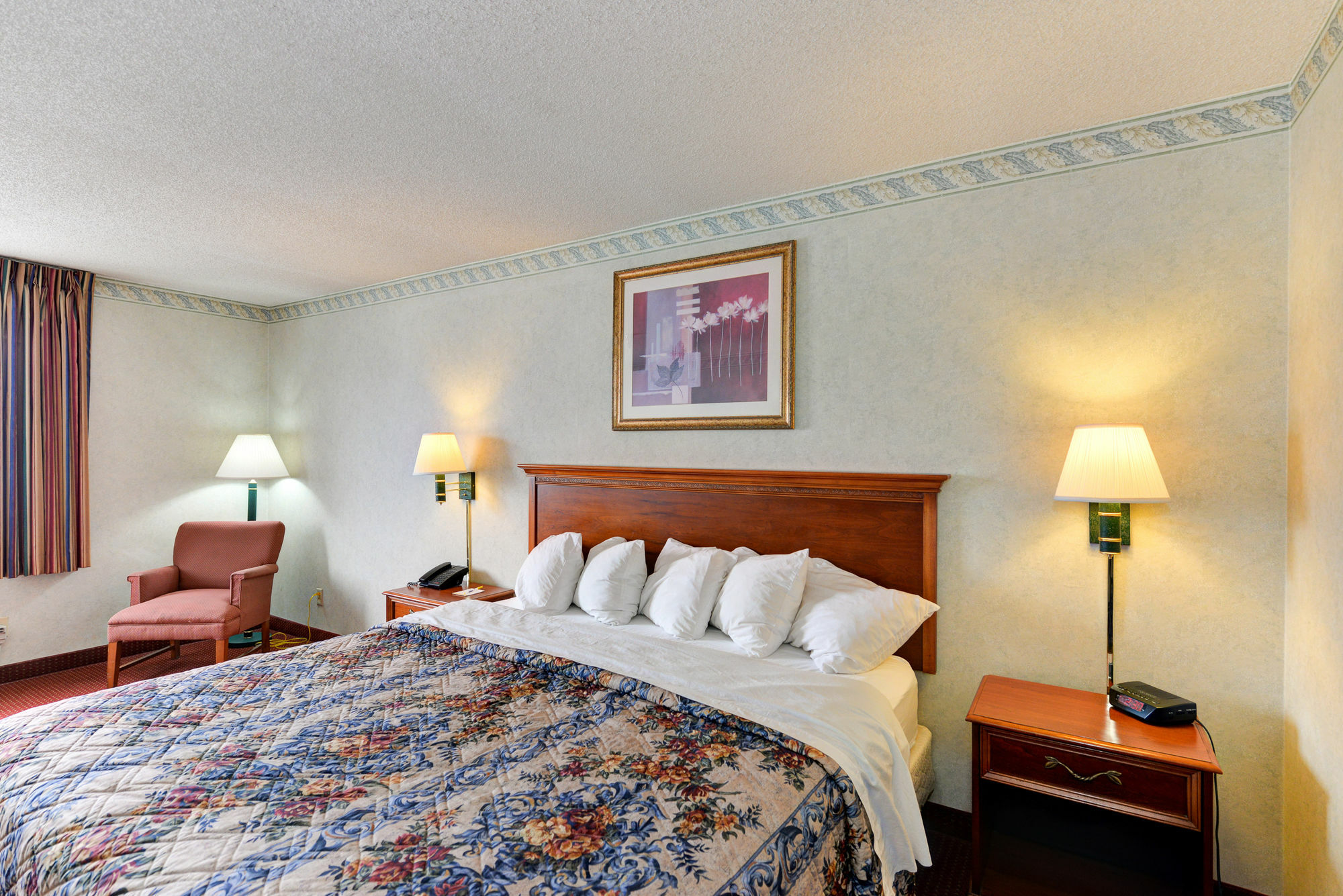 Red Roof Inn Martinsburg Exterior photo